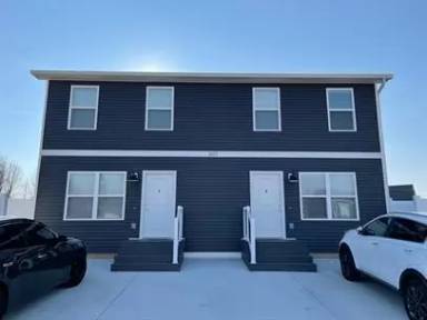 Main picture of 307 Oaklawn Ave