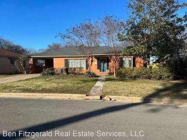 Main picture of 2200 Airline Dr
