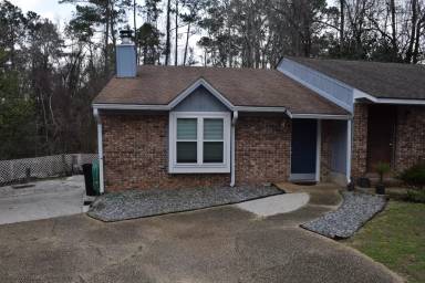 Main picture of 2003 Gardenbrook Ln