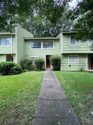 Main picture of 527 Tibet Ave
