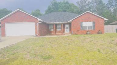 Main picture of 155 Conquest Ave