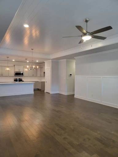 Main picture of 124 Keller Dr