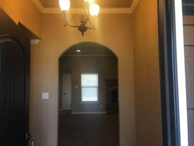 Main picture of 2502 Loyola St