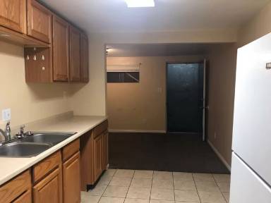 Main picture of 480 College Ave