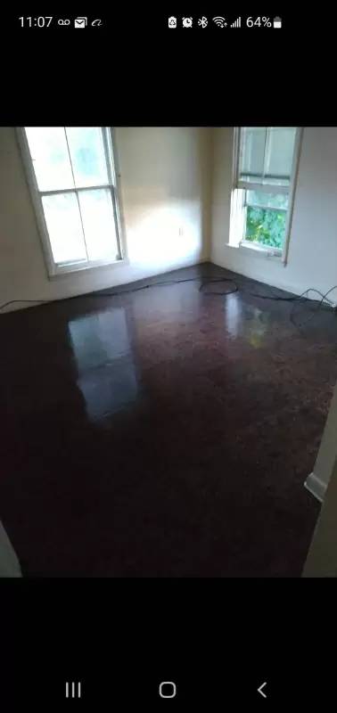 Main picture of 85 E Salina St