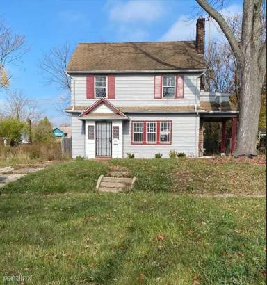 Main picture of 200 W McClellan St