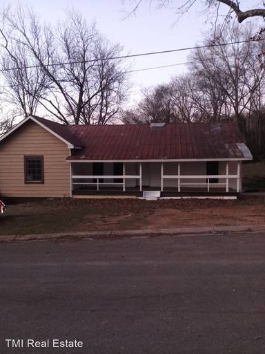 Main picture of 1228 Clubhouse Rd