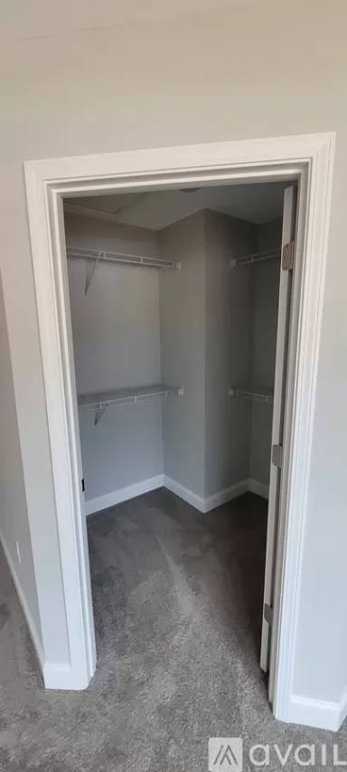 Main picture of 455 Harper Village Way