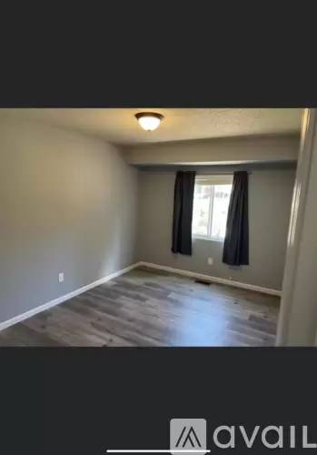 Main picture of 3910 Dolphin Cir