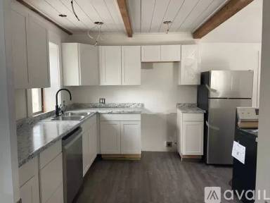 Main picture of 63 Court St