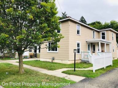 Main picture of 108 N 6th St