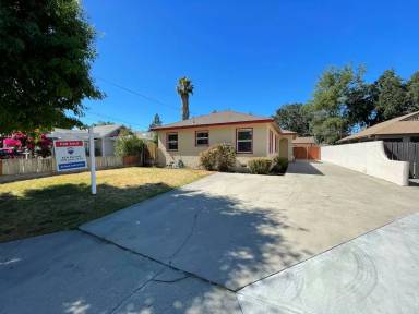 Main picture of 201 Walden St