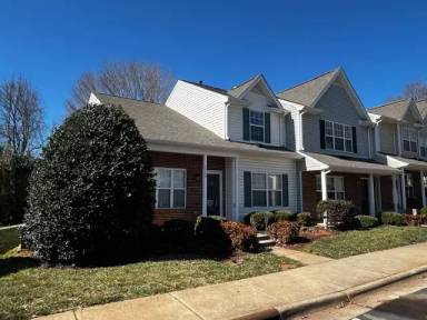 Main picture of 2540 Halle Ann Cir