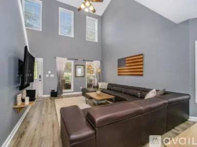 Main picture of 5618 Franklin Springs Cir