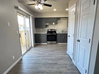 Main picture of 215 W Santa Ana Ave