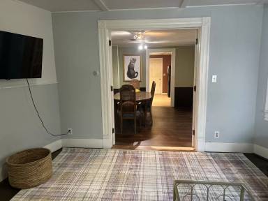 Main picture of 3218 Monroe Ave