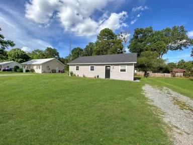 Main picture of 304 Jones St