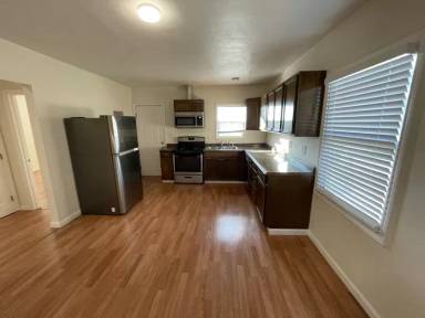 Main picture of 1513 Marin St