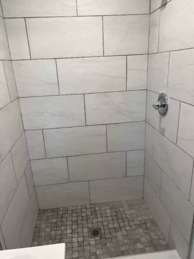 Main picture of 6156 1st Pl NE