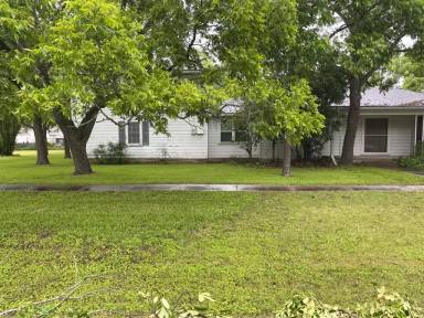 Main picture of 501 Avenue G
