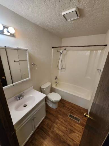 Main picture of 411 28th Ave SW