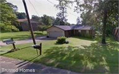 Main picture of 6205 Gunter St