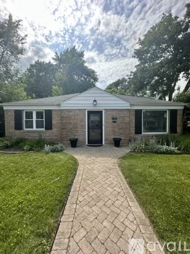 Main picture of 423 S 4th Ave