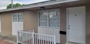 Main picture of 1305 N 19th Ave