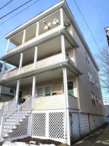 Main picture of 33 Sewall St