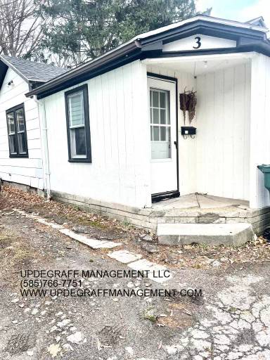 Main picture of 3 Blakeney Pl