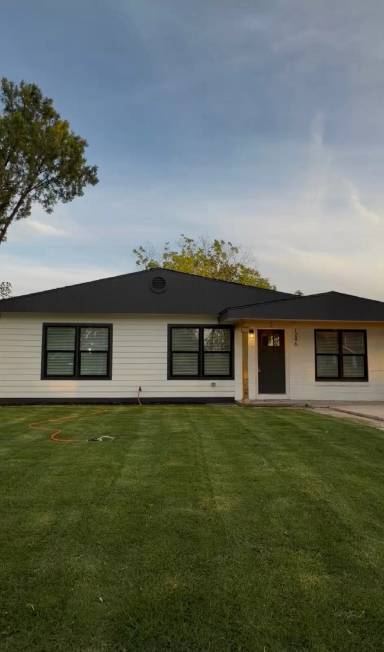 Main picture of 1246 Thompson Pl
