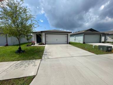 Main picture of 5665 Deep River Ave