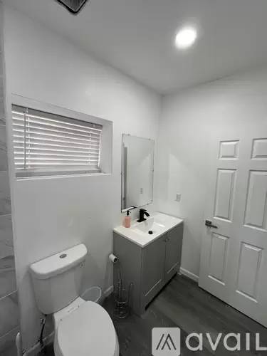 Main picture of 1204 Sawmill Rd NW