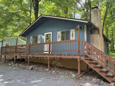 Main picture of 1513 Locust Ln