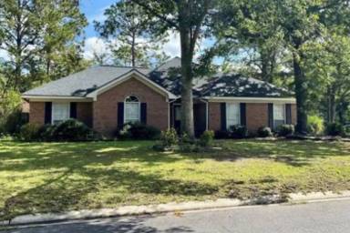 Main picture of 932 Hunters Run Rd