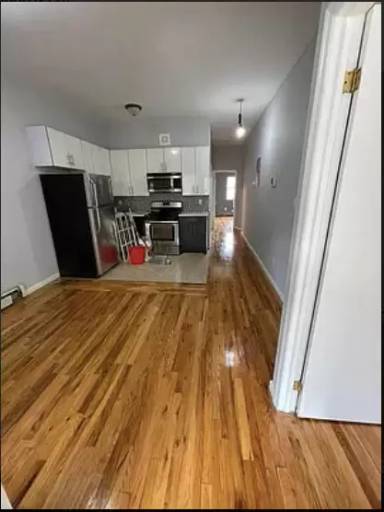 Main picture of 271 Hull St