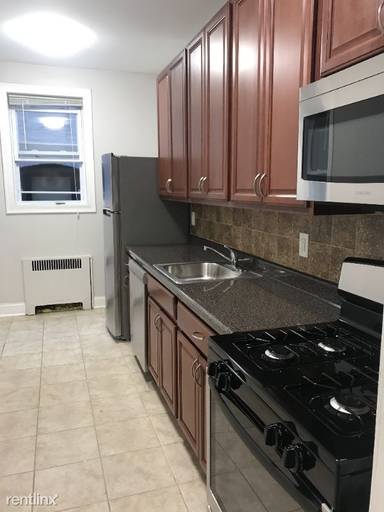 Main picture of 266 Palisade Ave