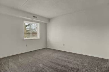 Main picture of 12 Williamsburg Building