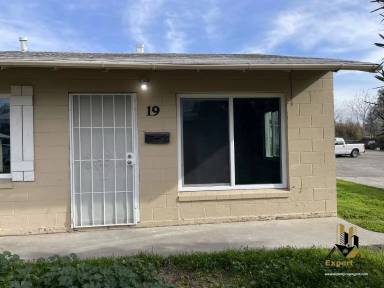Main picture of 11 Coral Ln