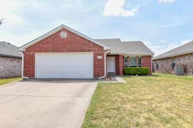 Main picture of 115 Red Cloud Dr