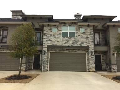 Main picture of 401 Kate Ln