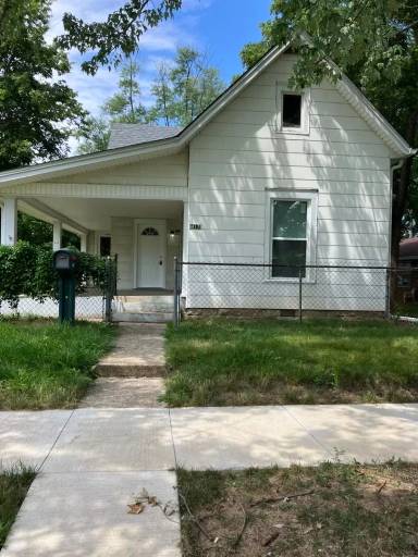 Main picture of 417 Central Ave