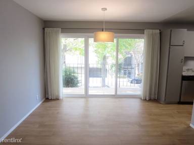 Main picture of 250 Elm St