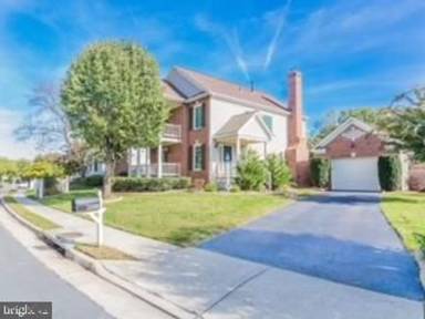 Main picture of 6601 Forsythia St