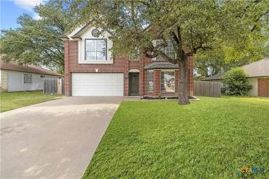 Main picture of 5012 Acorn Creek Trl