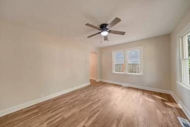 Main picture of 819 W Harvard St