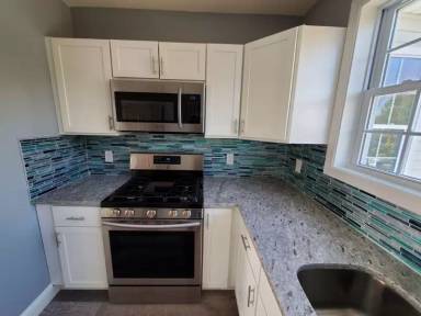 Main picture of 91 Maple Ave