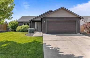Main picture of 3525 W 10th Ct