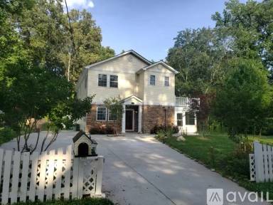 Main picture of 7122 Oak Ridge Rd