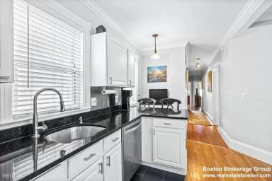 Main picture of 773 Columbia Rd
